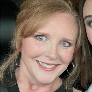 Meet your Posher, Sondra